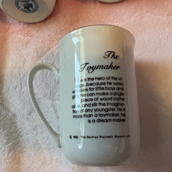 πHost PickπNEW & UNUSED Vintage Normal Rockwell Cups - Picture 7 of 9
